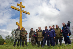 Энтузиасты на месте "сталинской стройки" установили православный крест