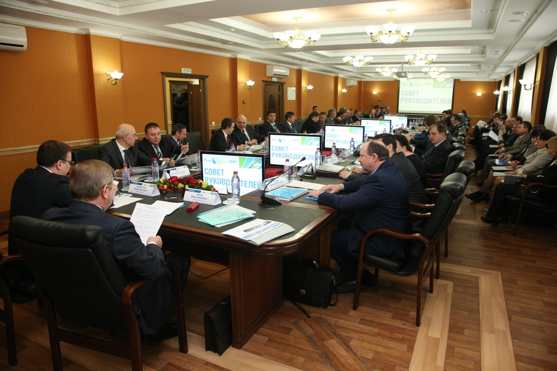 Участники совета руководителей обсудят доклад об итогах выполнения плана капитального строительства за 2013 год, обозначат планы на 2014 год