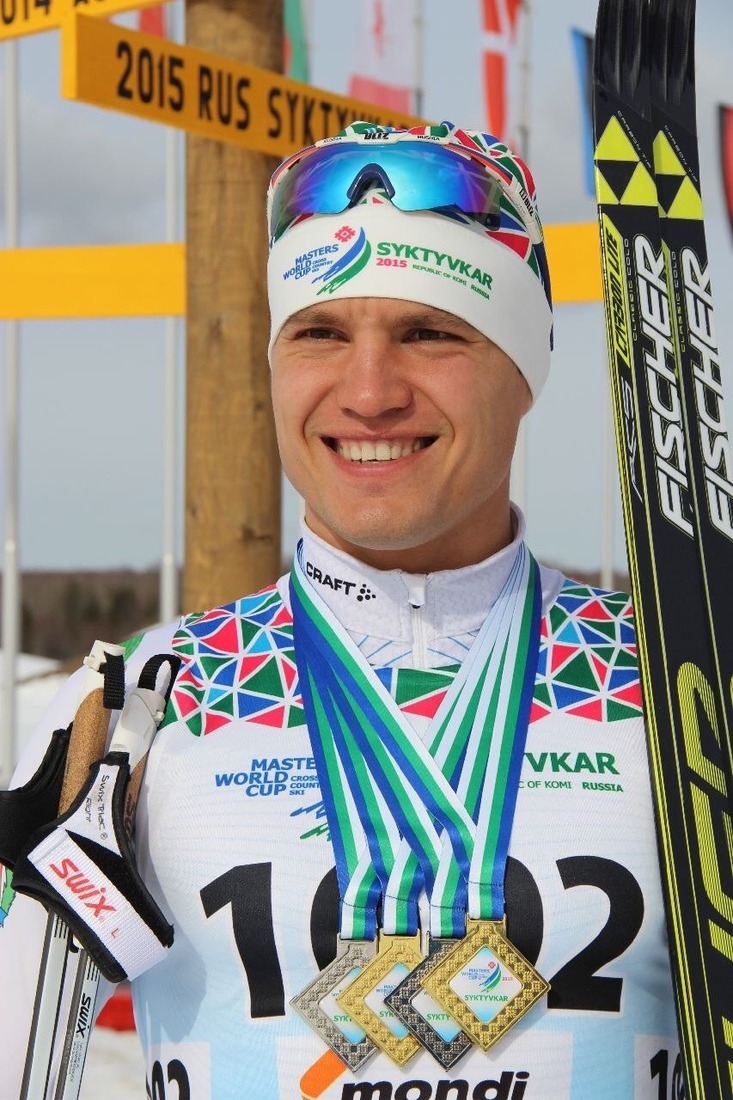 Станислав Пелецкий в своем спортивном клубе "Барс" собрал больше всего медалей