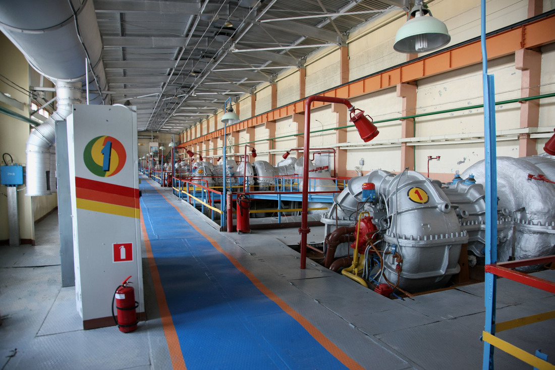 Масштабные работы проводятся на компрессорных станциях Пурпейского ЛПУМГ (Фото — Юрий Меремкулов)