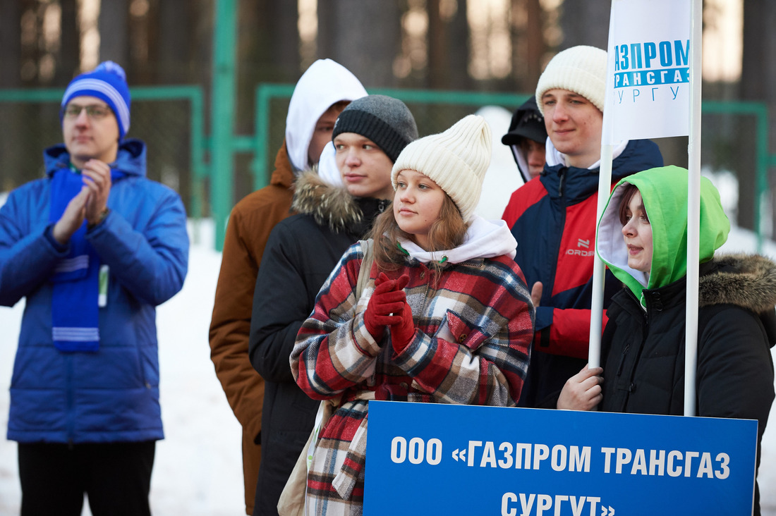 Экологический лагерь — это не только среда для обсуждения экологических вопросов, но и новые знакомства (Фото — Кирилл Дедюхин)