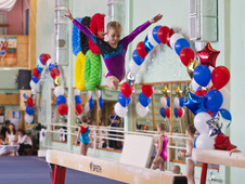 Сургутская гимнастка Александра Щеколдина заняла на соревнованиях второе место среди перворазрядниц