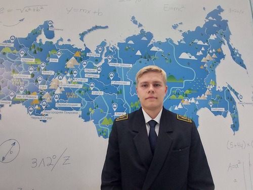 Александр Самоделов окончил сургутский "Газпром-класс" и поступил в Санкт-Петербургский горный университет (Фото — Светлана Севастьянова)