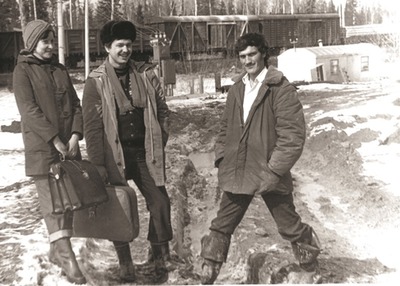 «Когда мы были молодыми» — Игорь Иванов (в центре) станция «Юность Комсомольская»