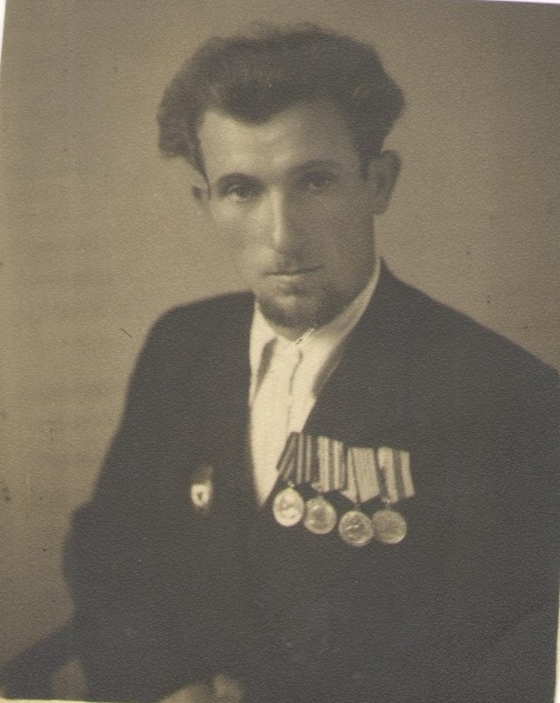 Хижняк Андрей Иванович (Фото из семейного архива Хижняка)