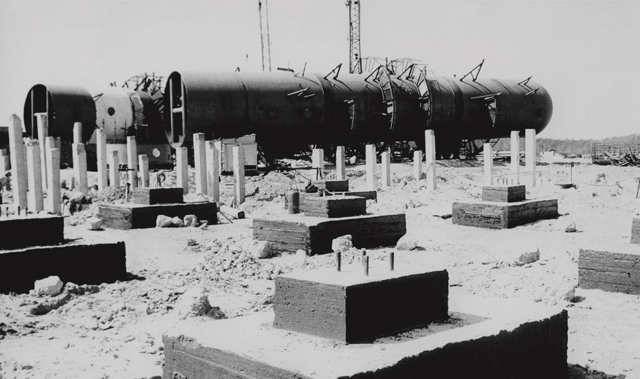 Начало строительства ЗСК. 1984 год. (Фото из архива ООО "Газпром трансгаз Сургут")