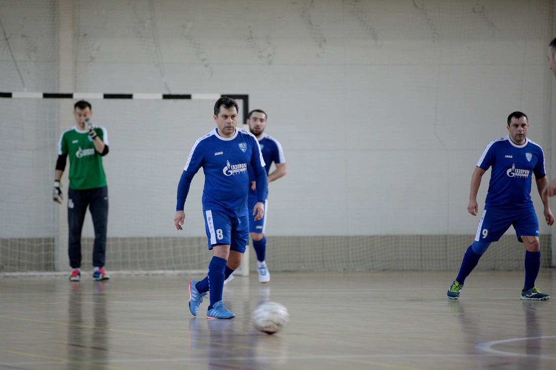 Мини-футбол — один из самых популярных видов спорта среди газовиков (Фото — Сергей Бородин)