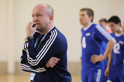 Тренер взрослой футбольной команды Василий Бенюк очень переживал за итоговый результат