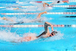 По итогам эстафеты сургутские пловчихи стали вторыми